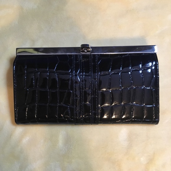 ✨HOST PICK✨ Black clutch purse - Picture 2 of 9